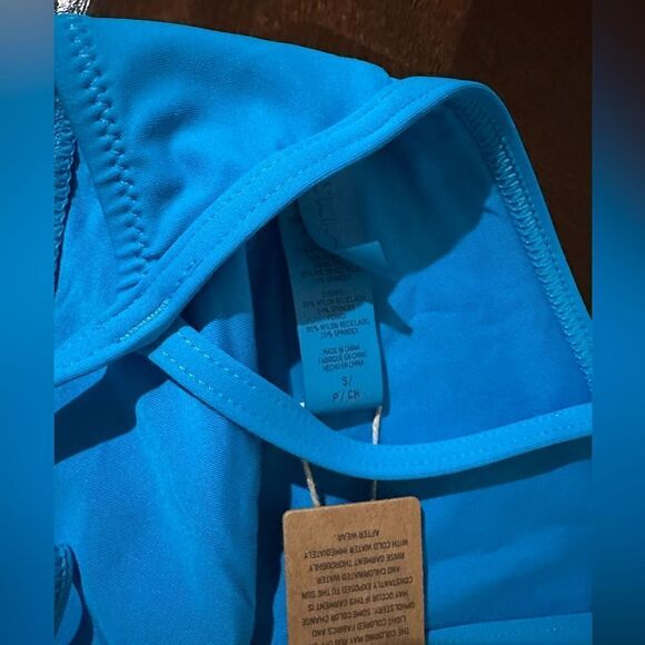 SKIMS NWT High Neck Bikini Top in Turquoise size S - Picture 6 of 7